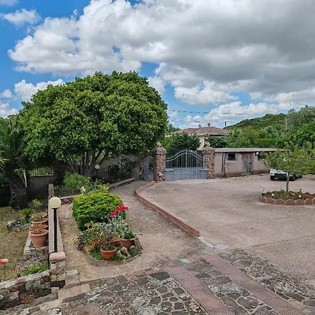 Residenza Carrabuffas - La Ginestra