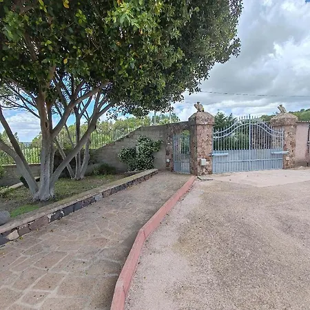 Residenza Carrabuffas - La Ginestra